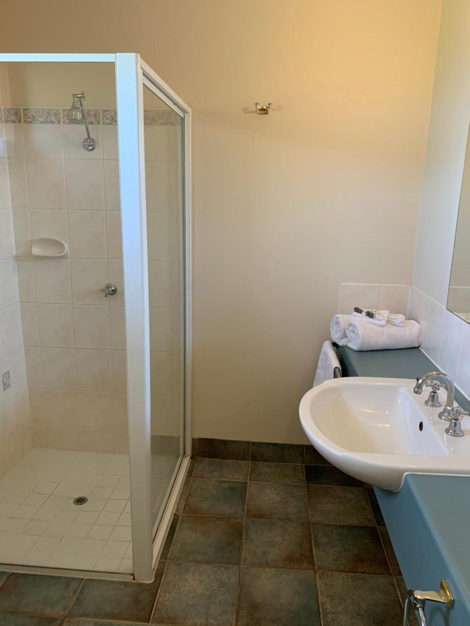 Arthur Phillip Motor Inn Cowes Buitenkant foto