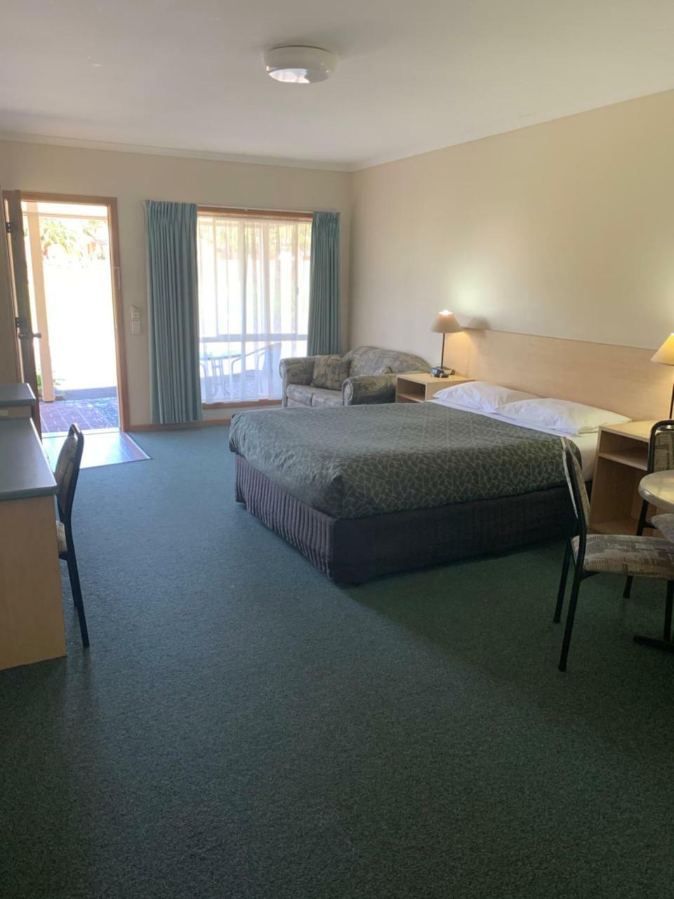 Arthur Phillip Motor Inn Cowes Buitenkant foto